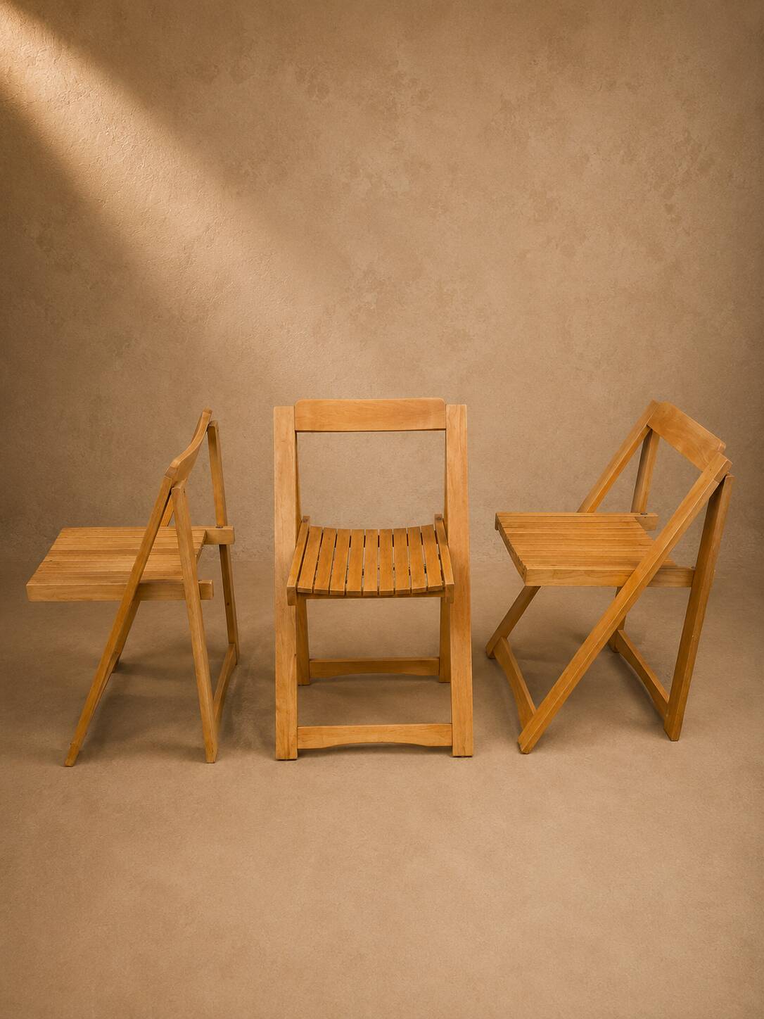 Set of 4 Aldo Jacober / Alberto Bazzani chairs.