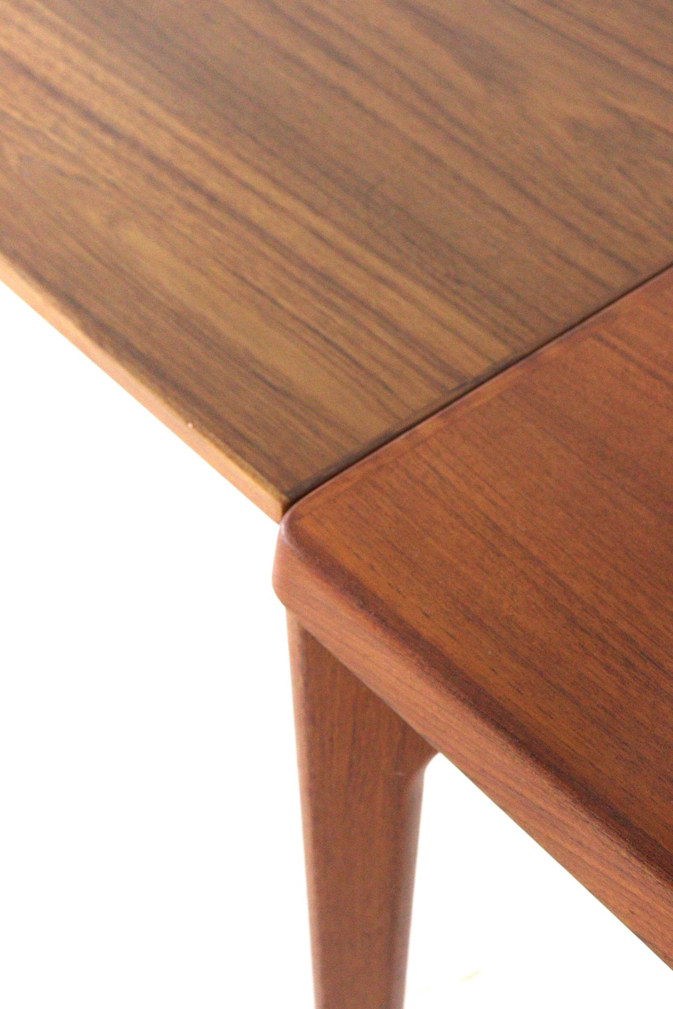 Table à manger rectangulaire extensible Henning Kjearnulf Vejle - design danois