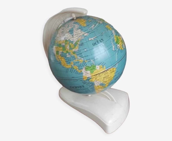 Globe terrestre vintage