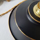 Duo of suspensions in enamelled sheet metal