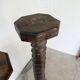 Pair of pedestal columns with oak pressing screws, 1900