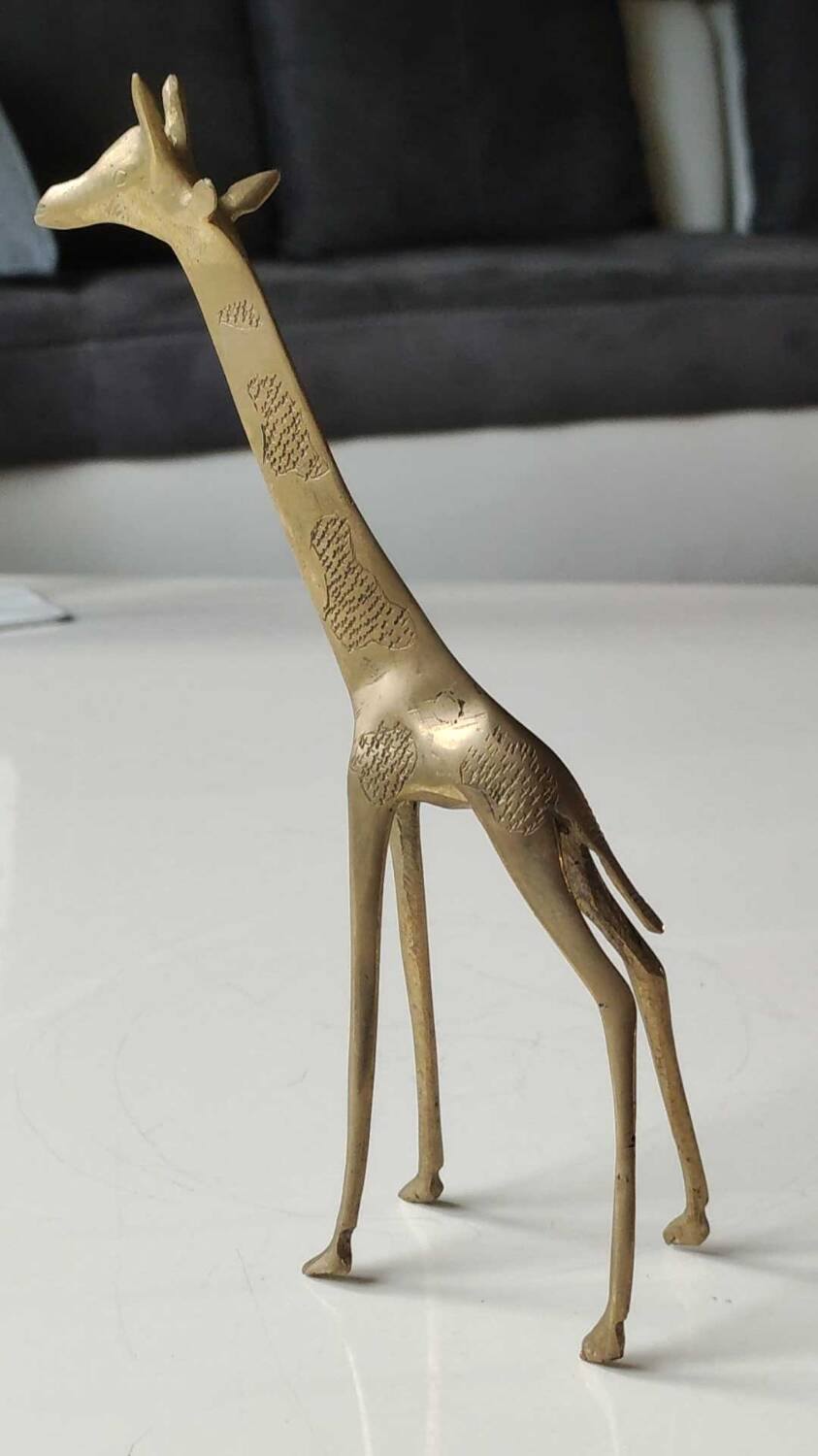 African giraffe figurine in polished brass. high 20 cm