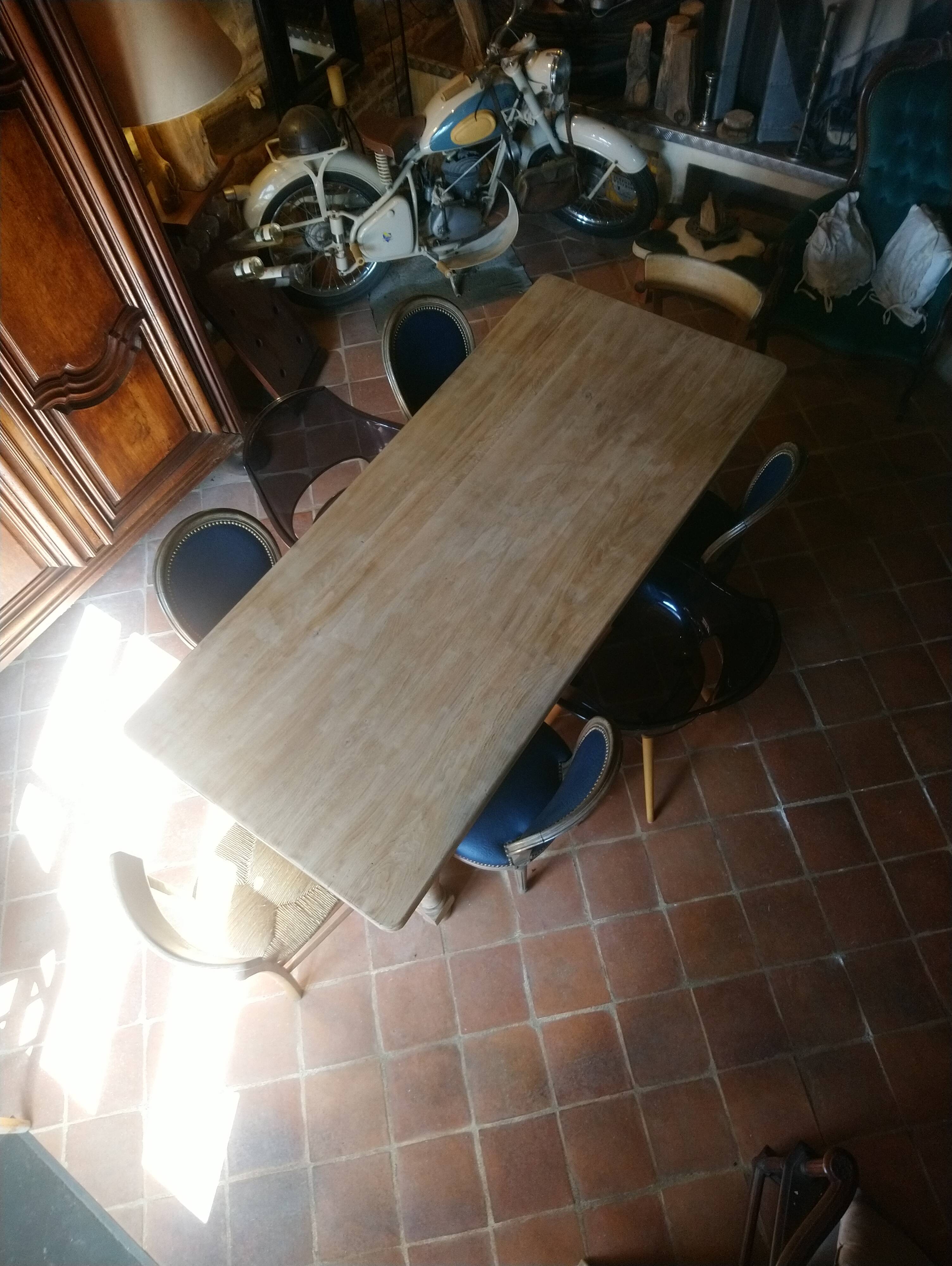 Oak farmhouse table with extensions
