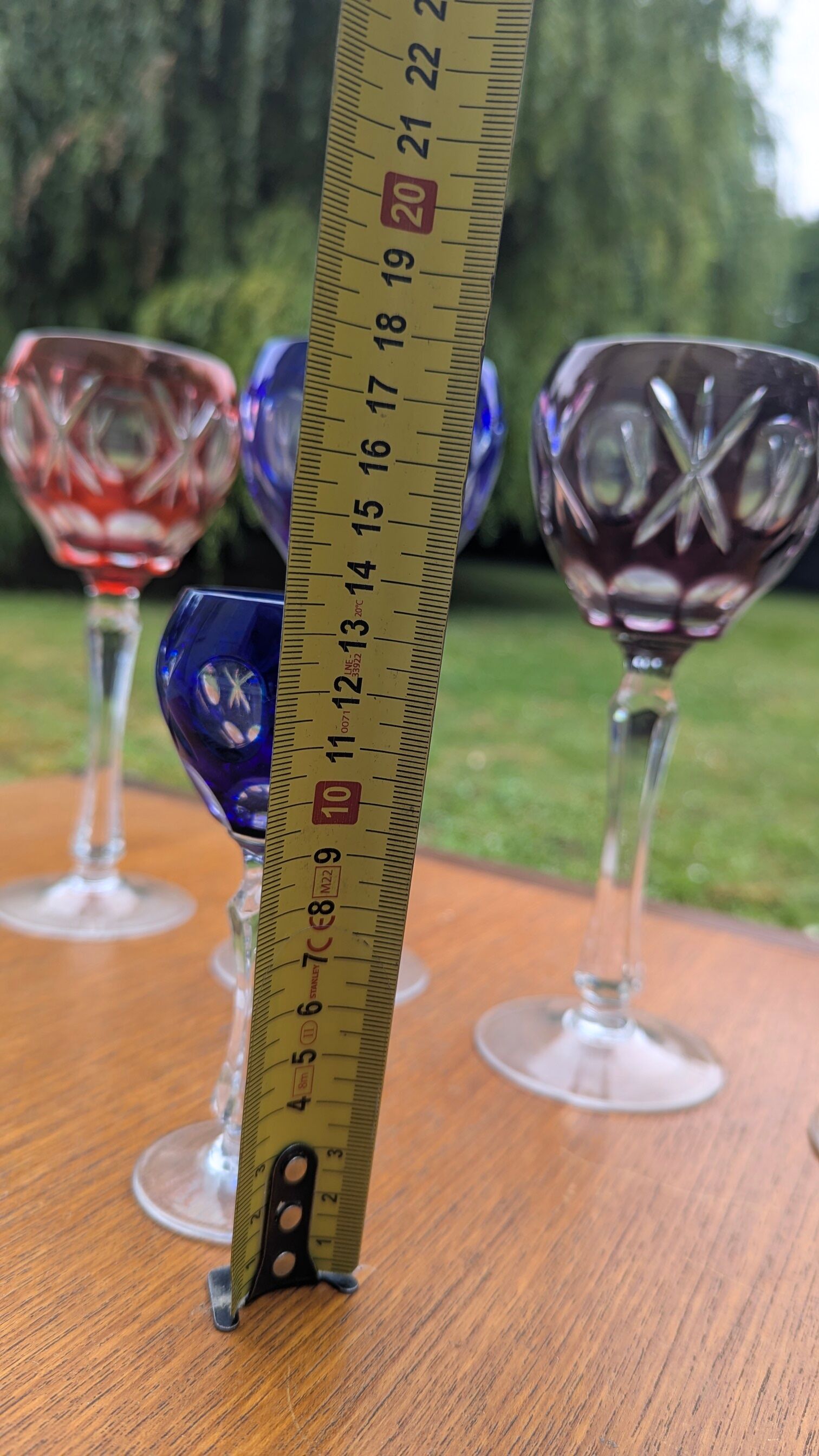 Many cut crystal Roemer glasses (Rhineland wine glasses)