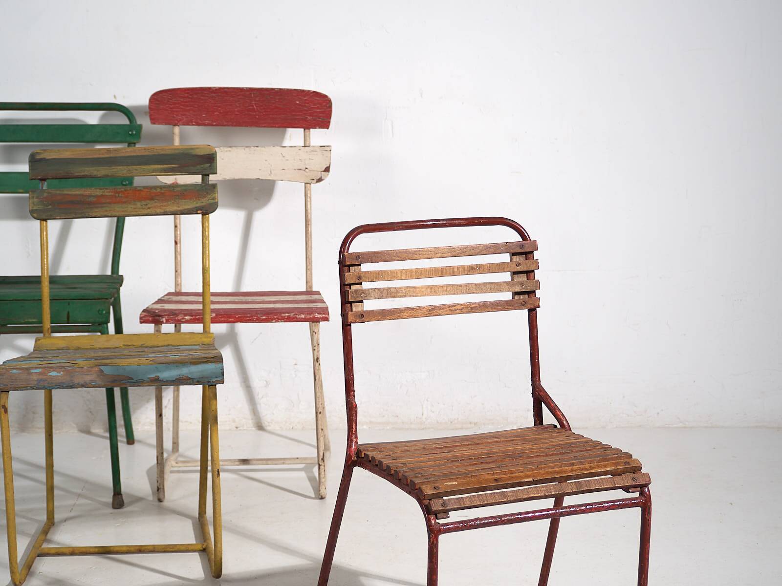 Antique outdoor chairs (c.1920). Set of 4 pieces no. 16