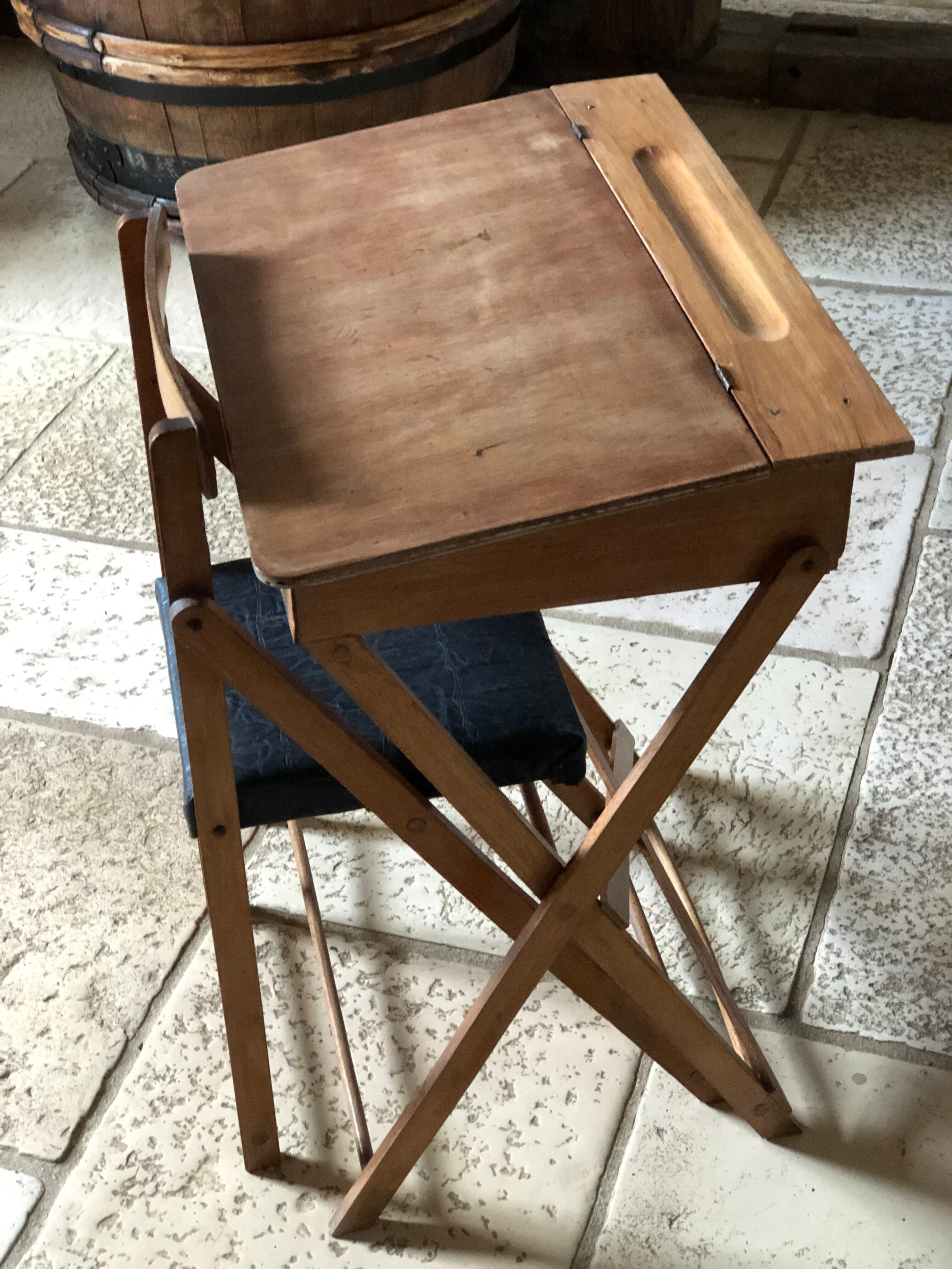 Folding desk and chair for children