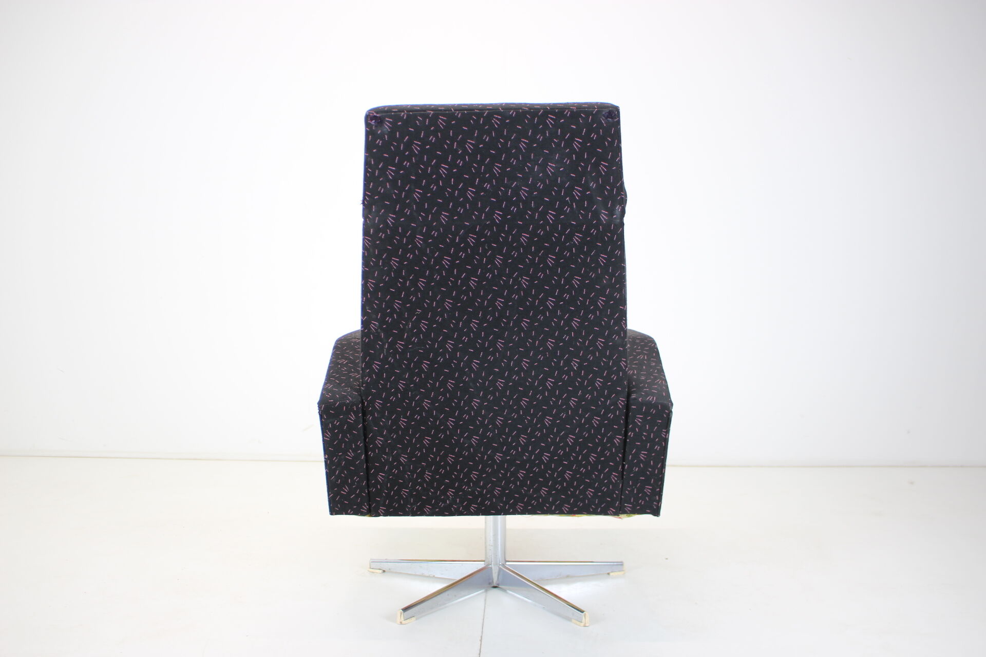 Mid-century adjustable relax armchair, 1970's.