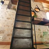 Clamshell cabinet