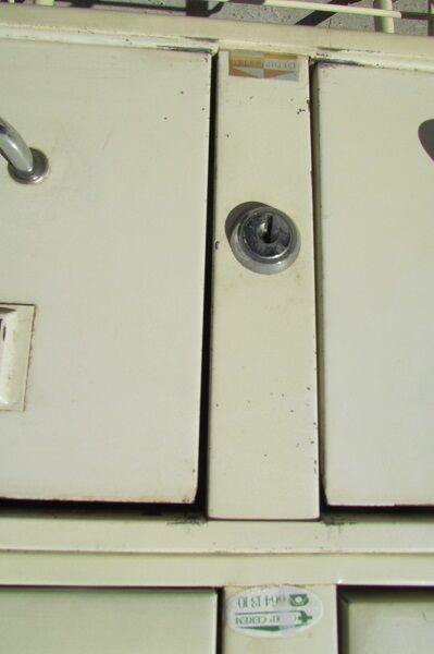 Service metal, industrial lockers