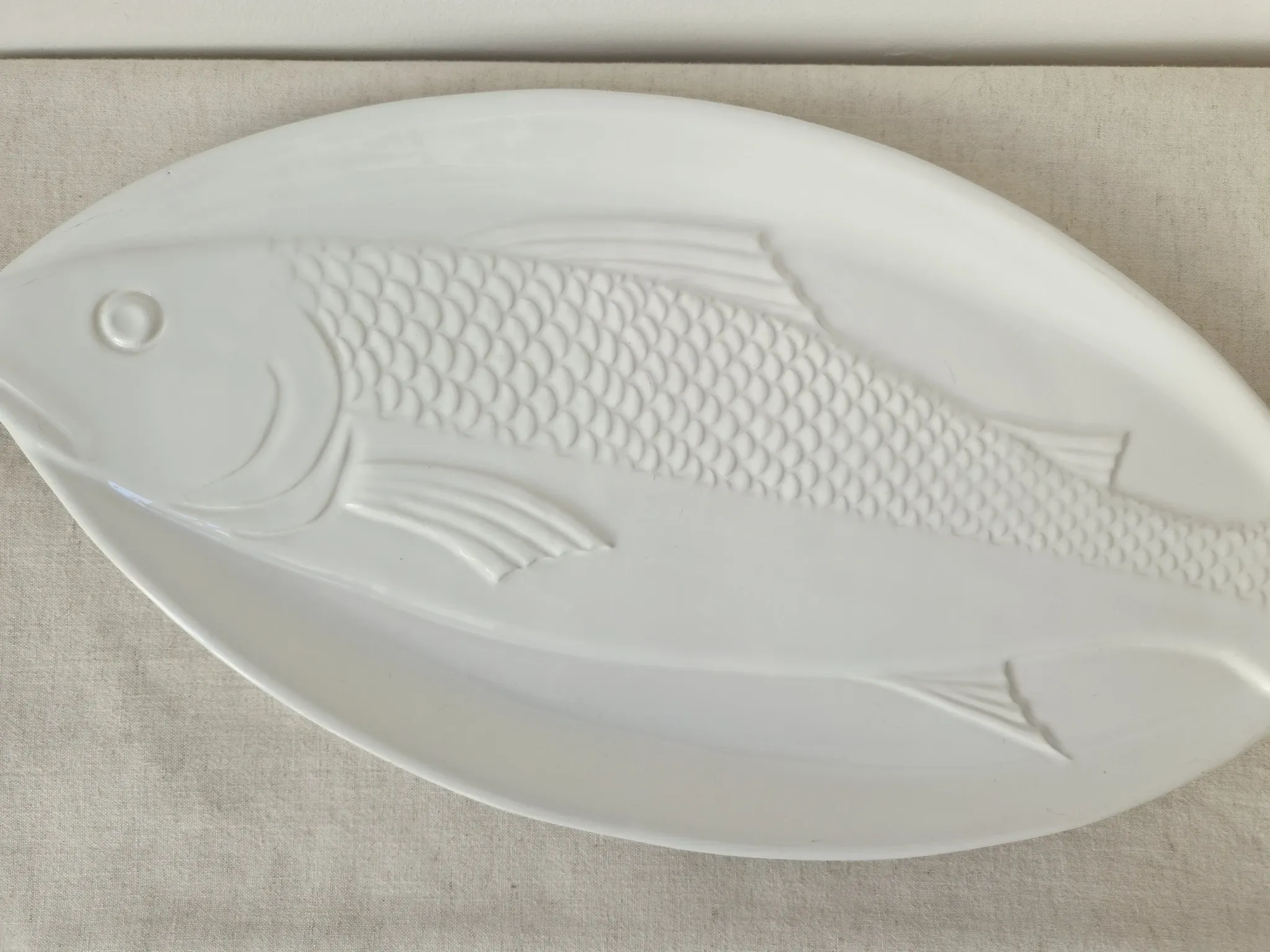 Large vintage ceramic plate "Fish" from Portugal -