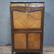 Louis XV period secretary in marquetry and veneer, 18th century.
