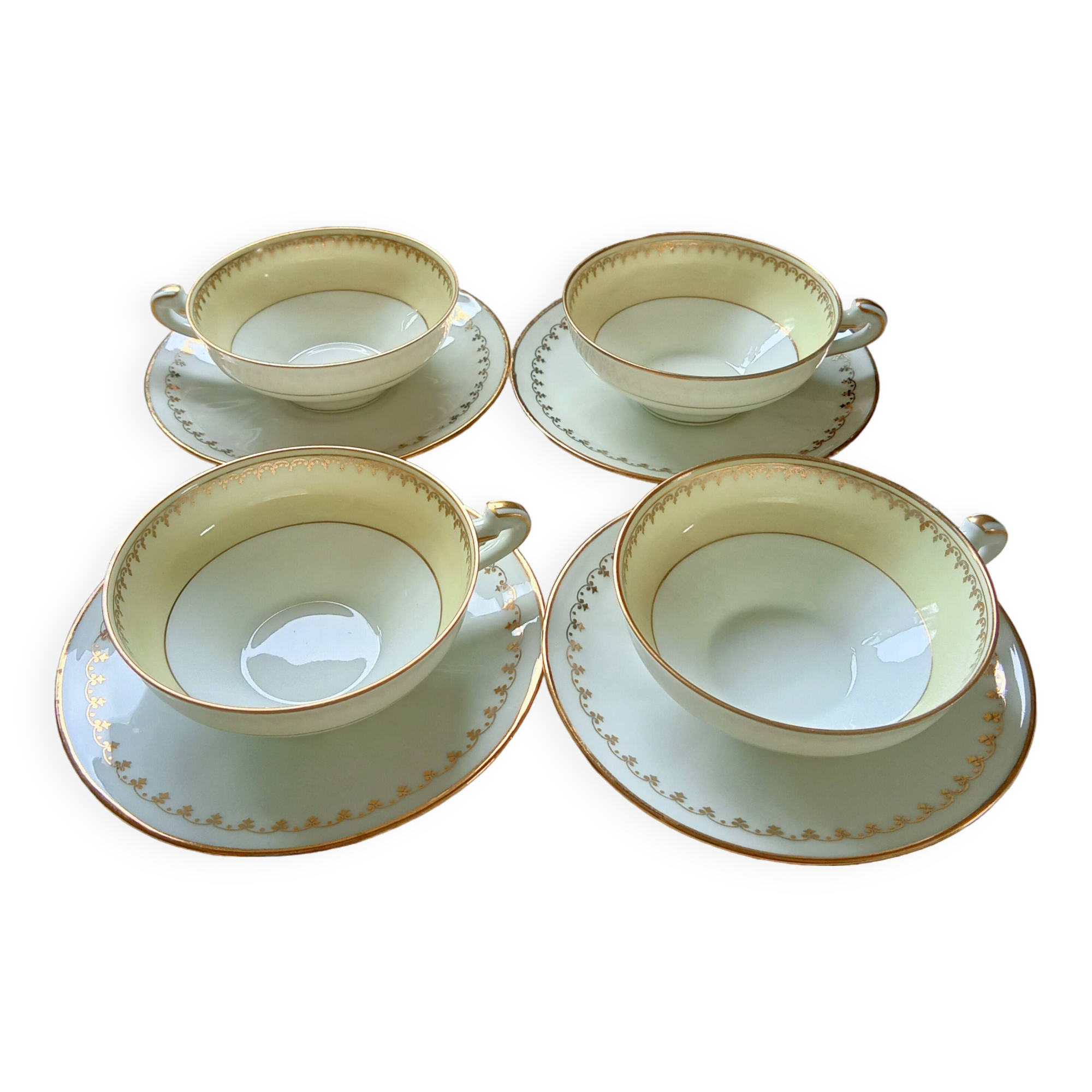 4 cups with 4 saucers Limoges, fine porcelain, coffee cups, white, light green, gold