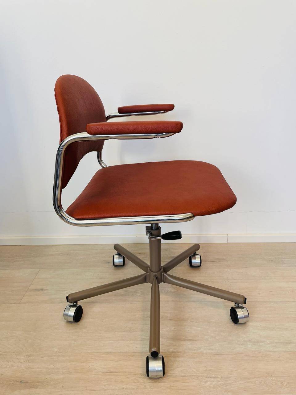 Fully Restored Kovona Burgundy Office Chair from Czechoslovakia 1979’s