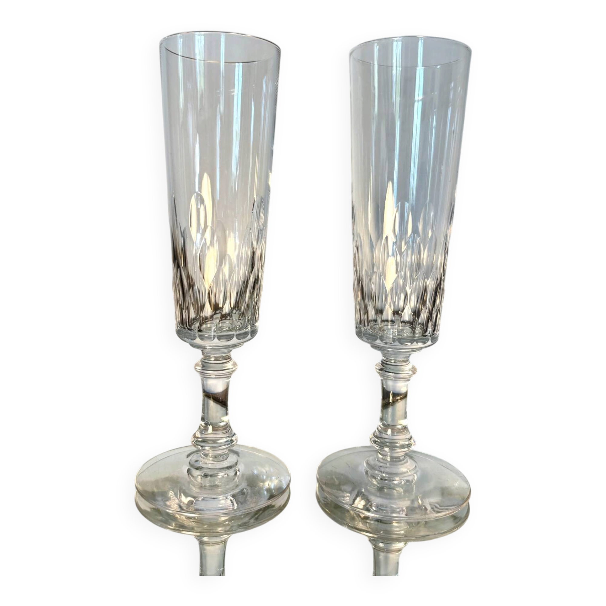 2 verres à champagne Baccarat m. Richelieu