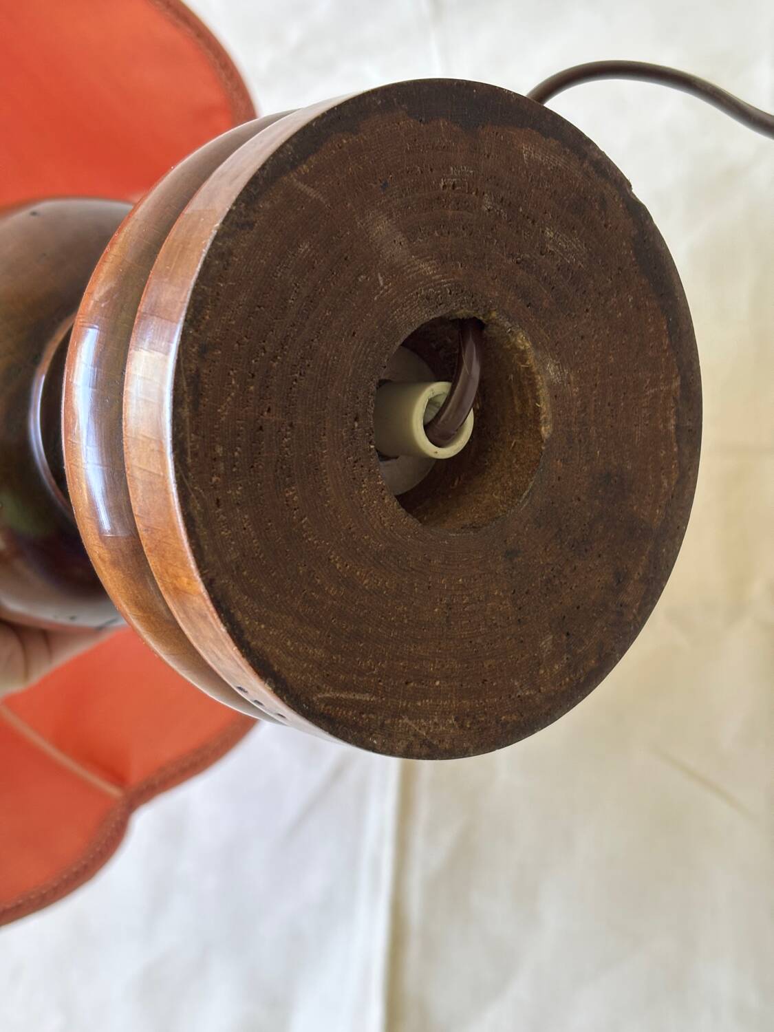 1950s wooden and pink fabric table lamp
