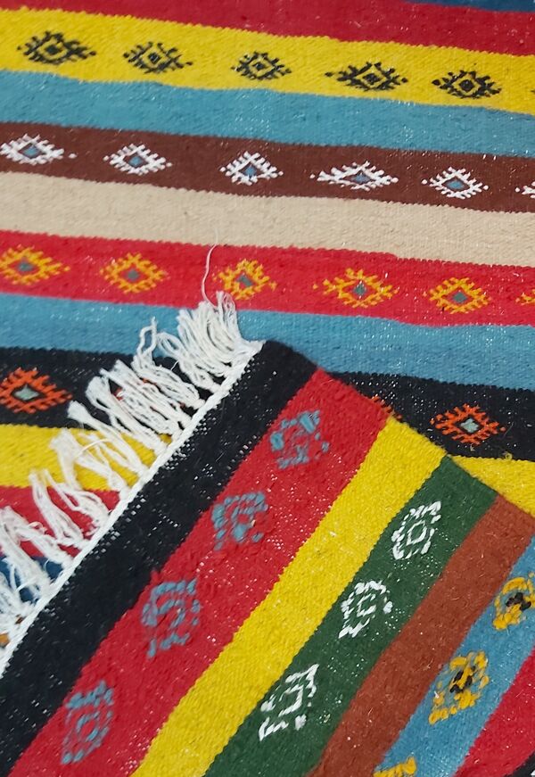 Tapis multicolore traditionnel berbère 65x105cm