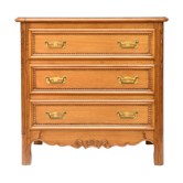 Oak chest of drawers