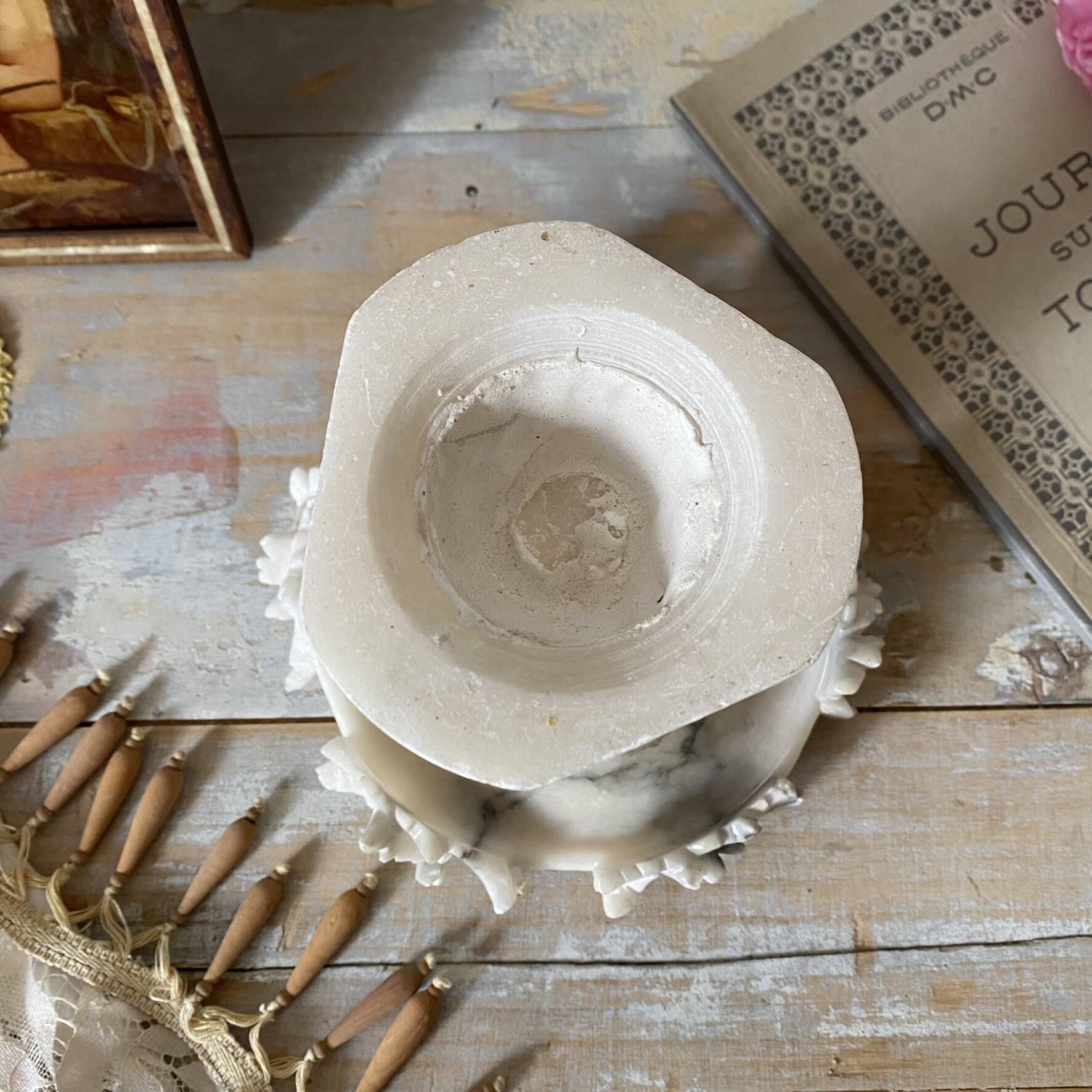 Coupe ancienne sur pied en albâtre , marbre  XIXe siècle