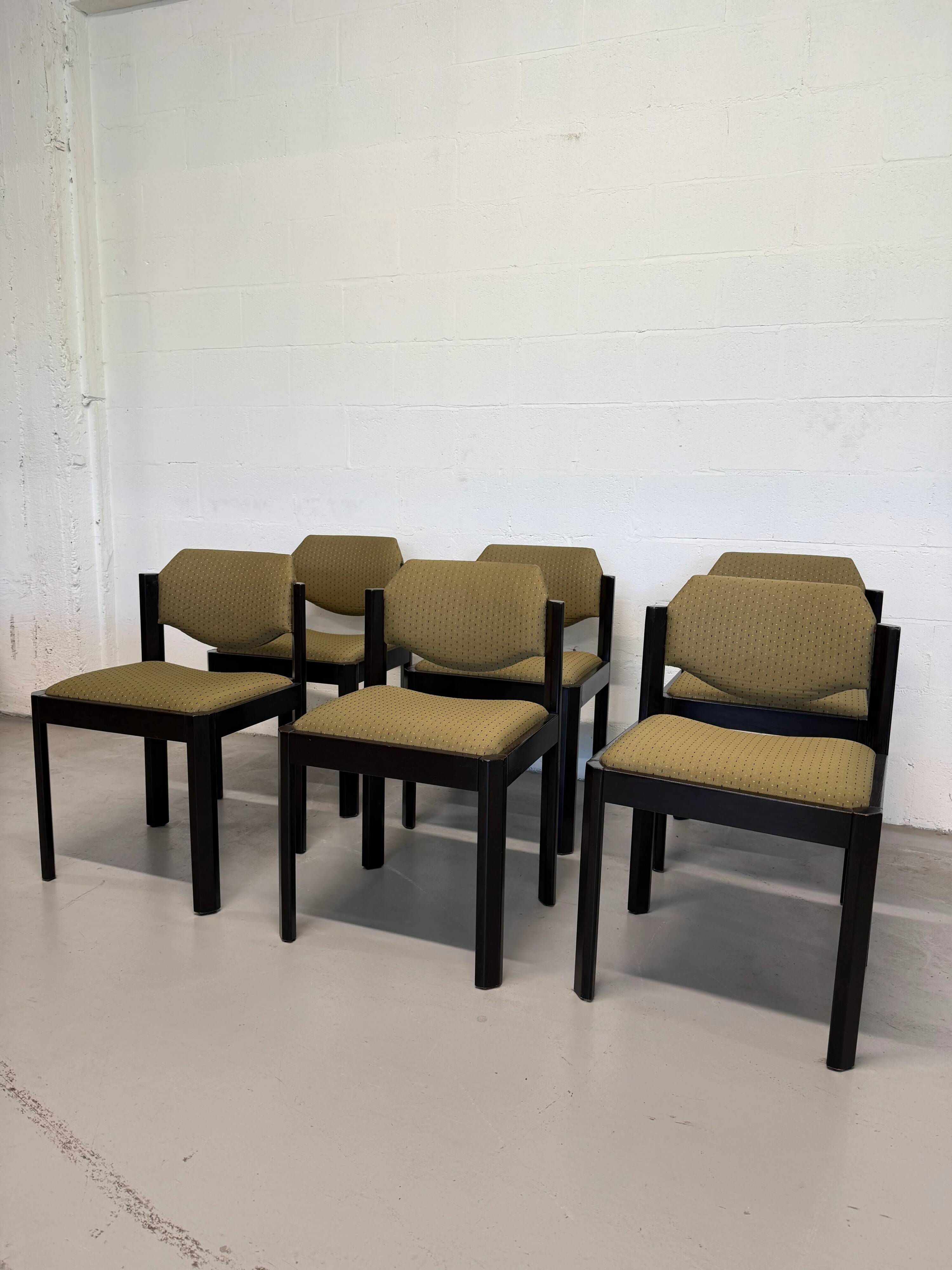 Ensemble de 6 chaises de salle à manger italiennes vintage