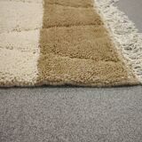Beige-degraded Beni Ouarain rug and hollowed-out patterns 310 x 195