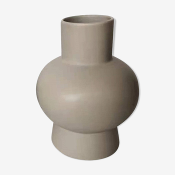 Round ceramic vase putty color 21cm