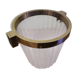 Champagne basin with ice bucket