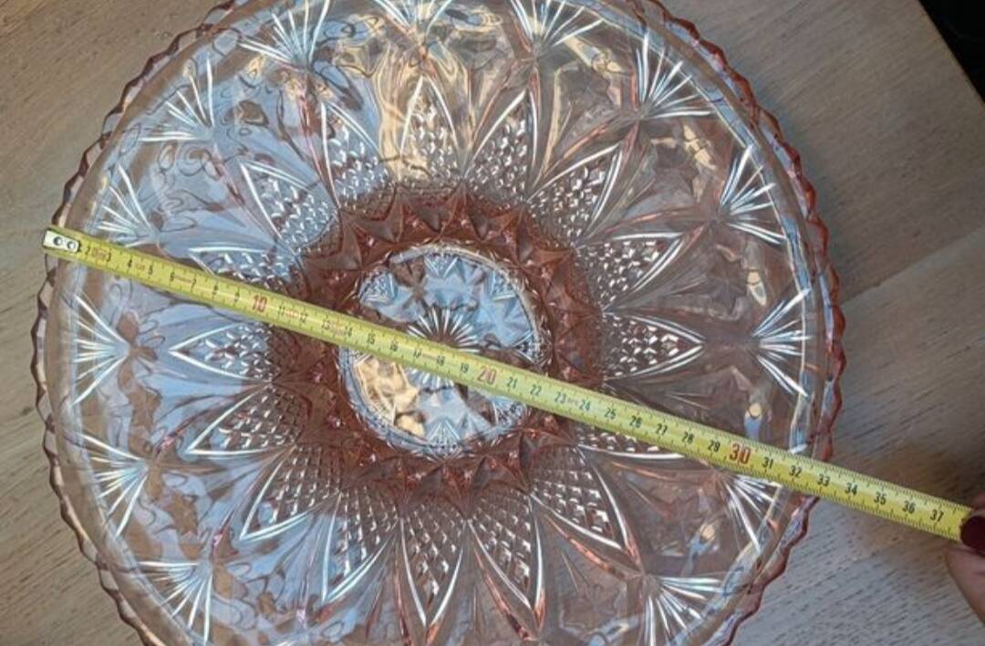 Art Deco carved pink plate