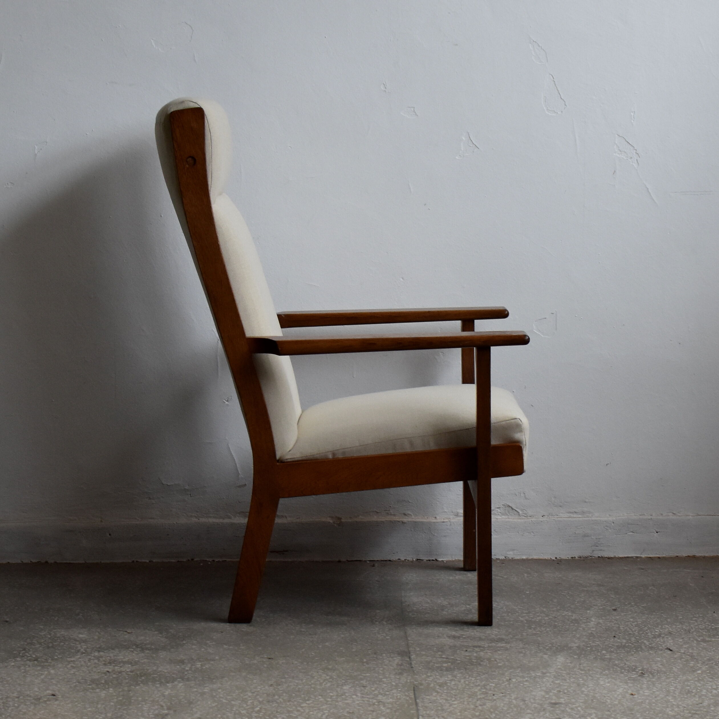 GE181 high back easy chair by Hans Wegner For Getama, 1960's