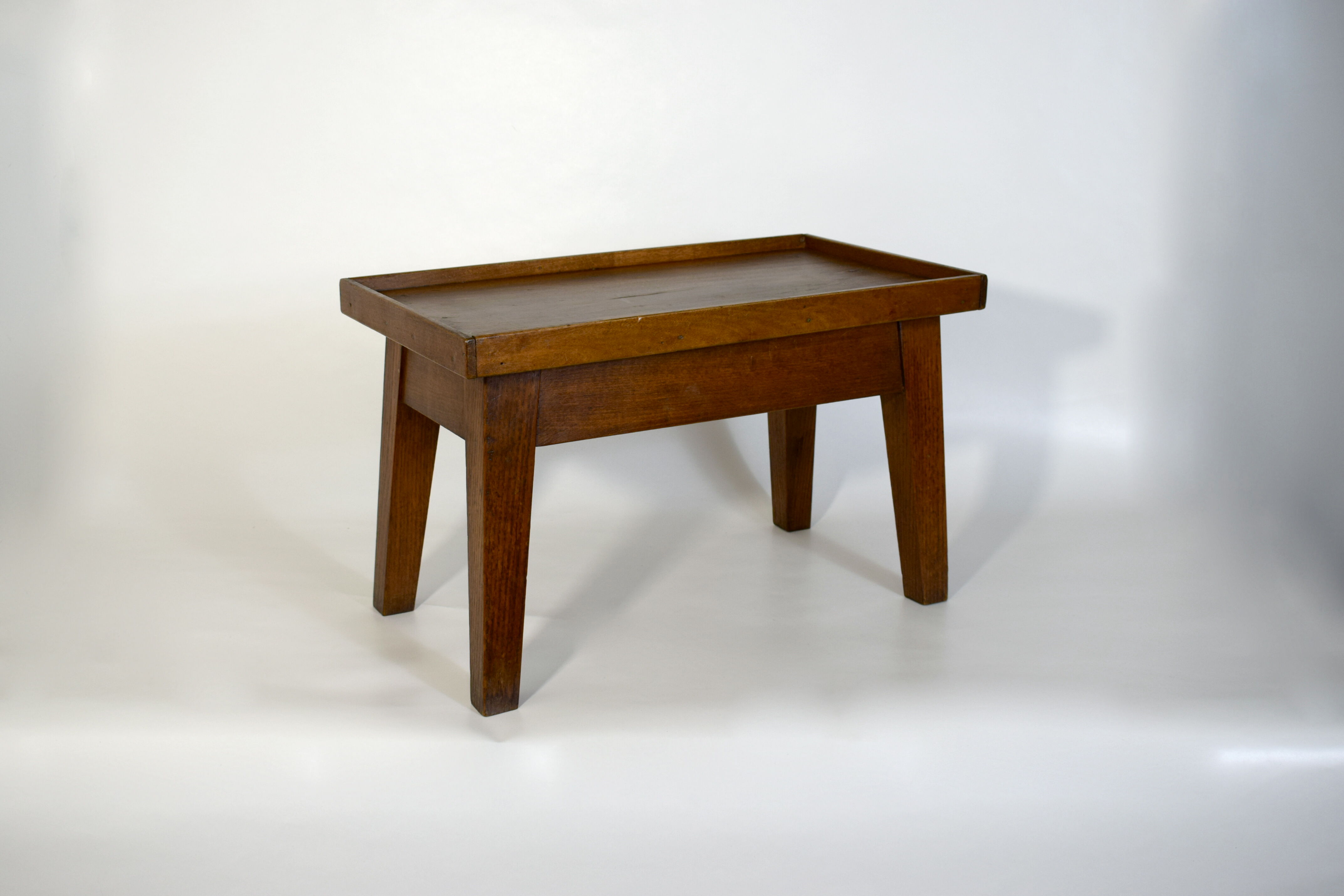 Coffee table in oak, 1930/40