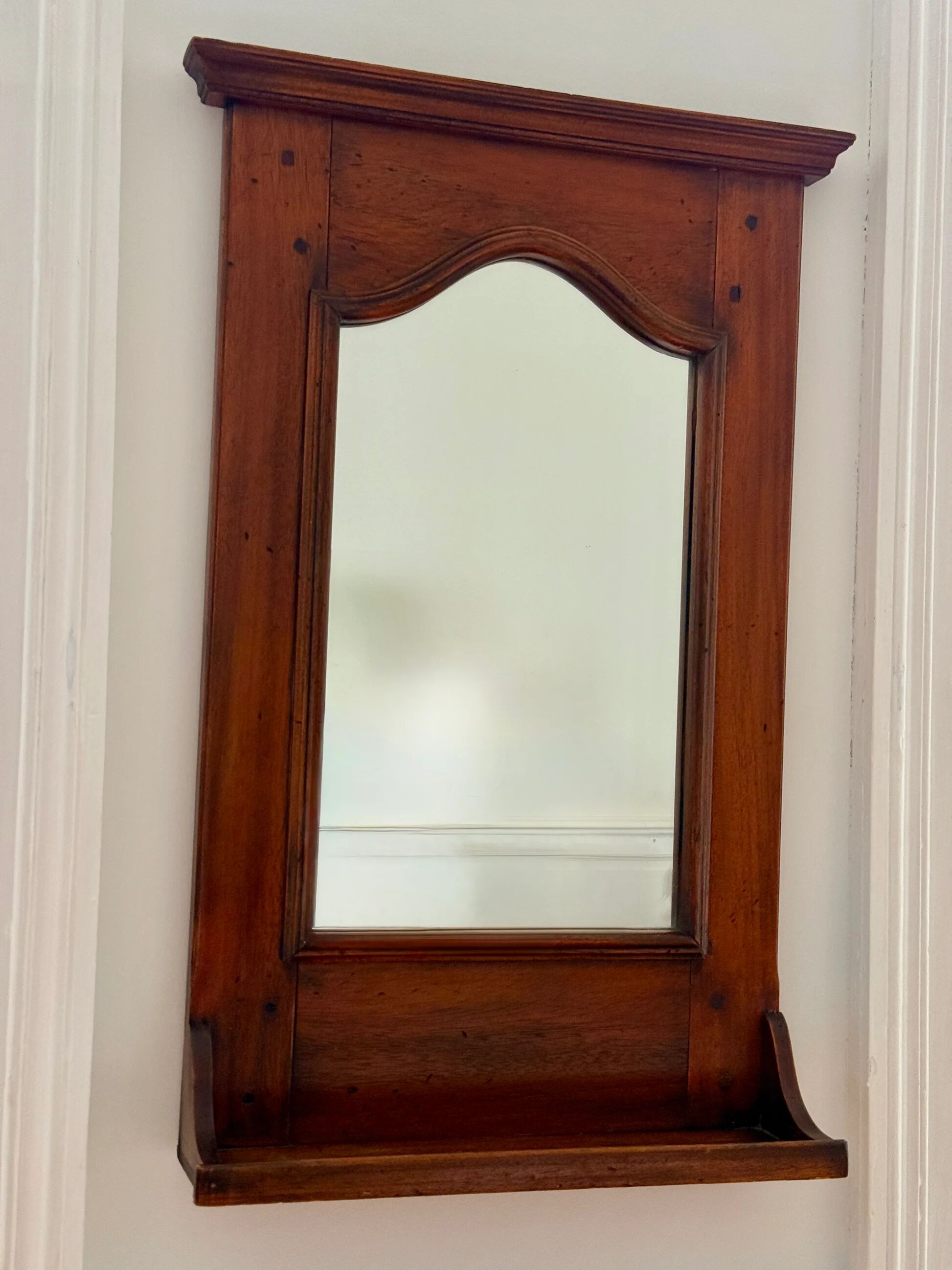 Antique wooden dressing table mirror – classic charm