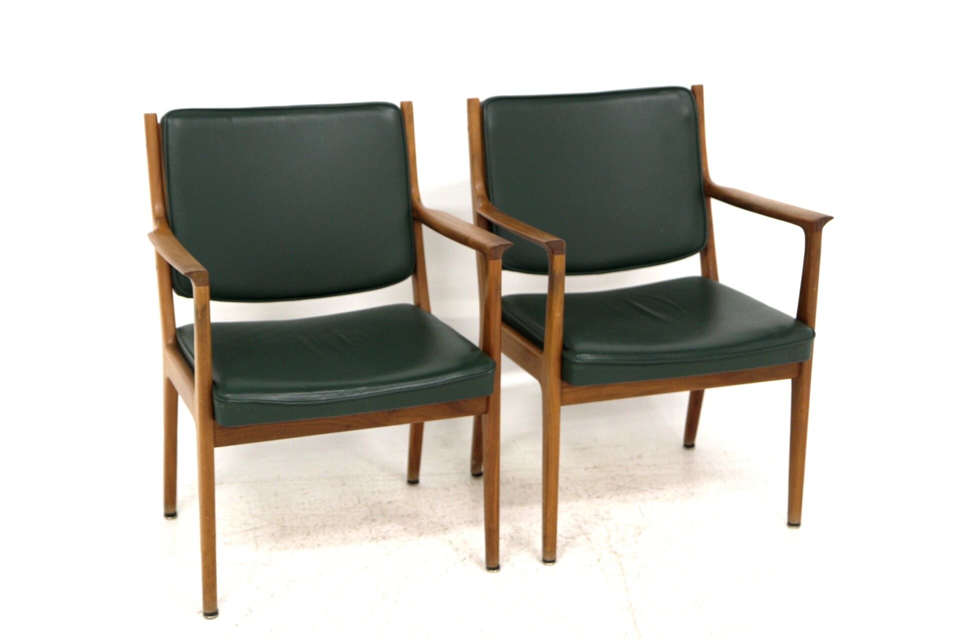Set of 2 leather armchairs, Karl Erik Ekselius, Sweden, 1960