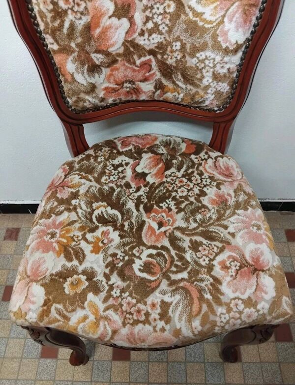 Chaise Style Louis XV En Bois Et Tissu Fleuri