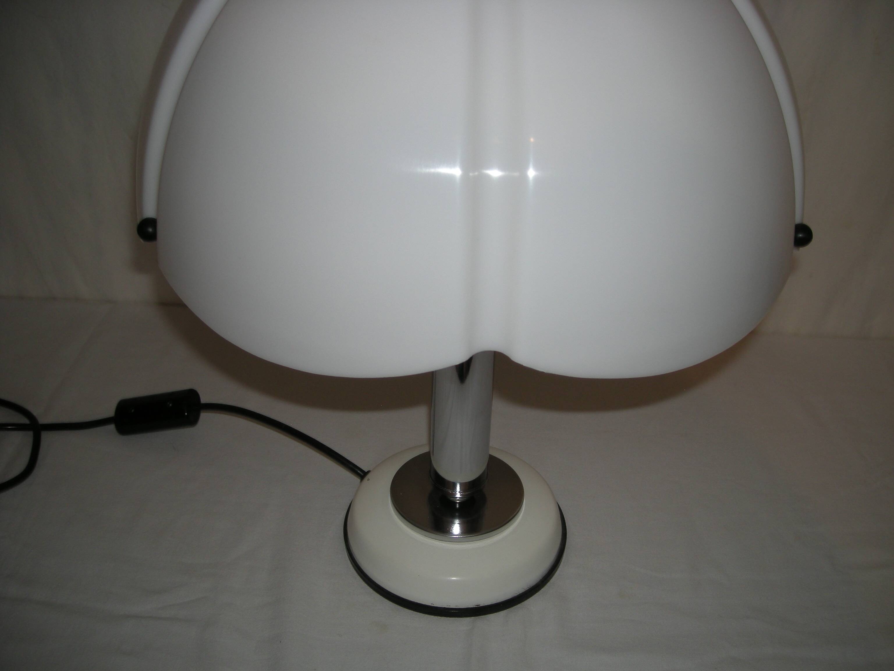 Mushroom lamp from the 60s - 70s