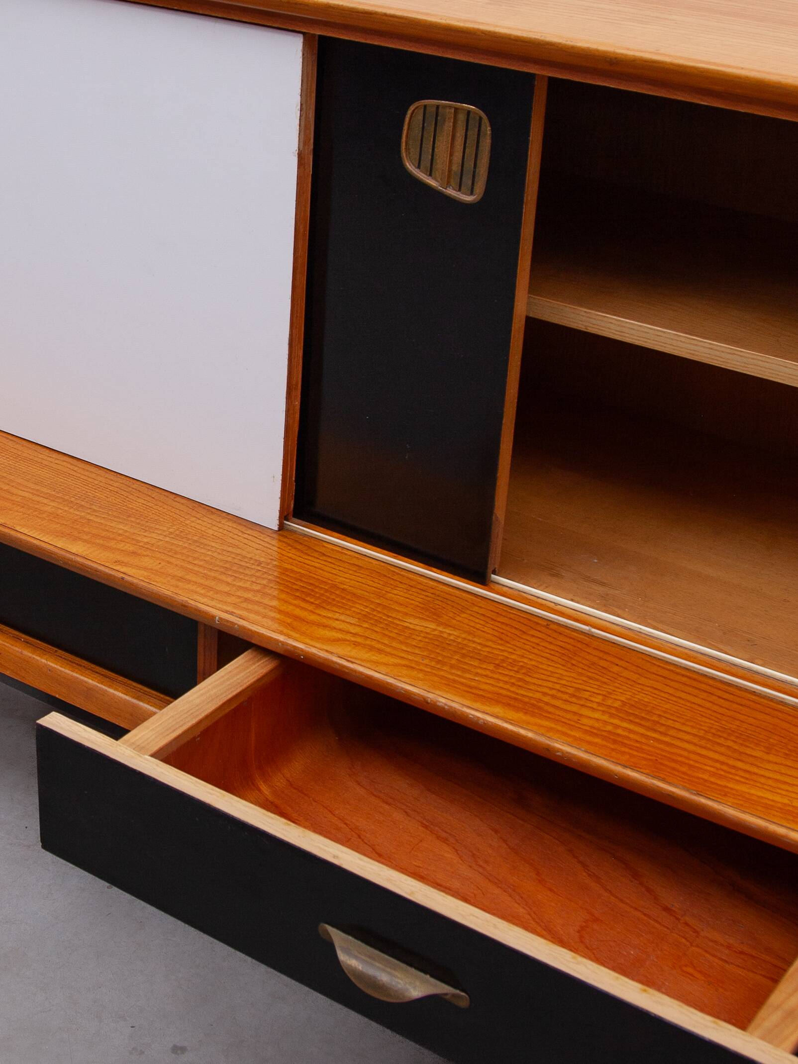 Oswald Vermaercke Sideboard with Black and White Sliding Doors, 1950s for V