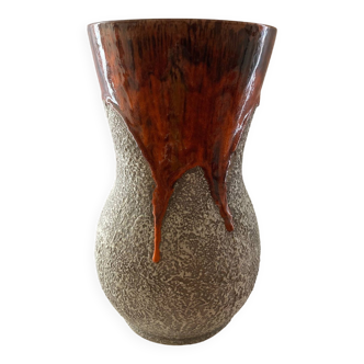 Ceramic vase