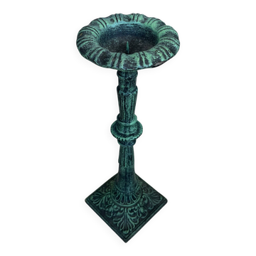Grand pique-cierge vintage en fonte patinée vert-de-gris, 32,5 cm