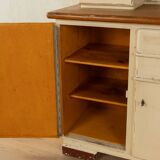 1930s kitchen cabinet