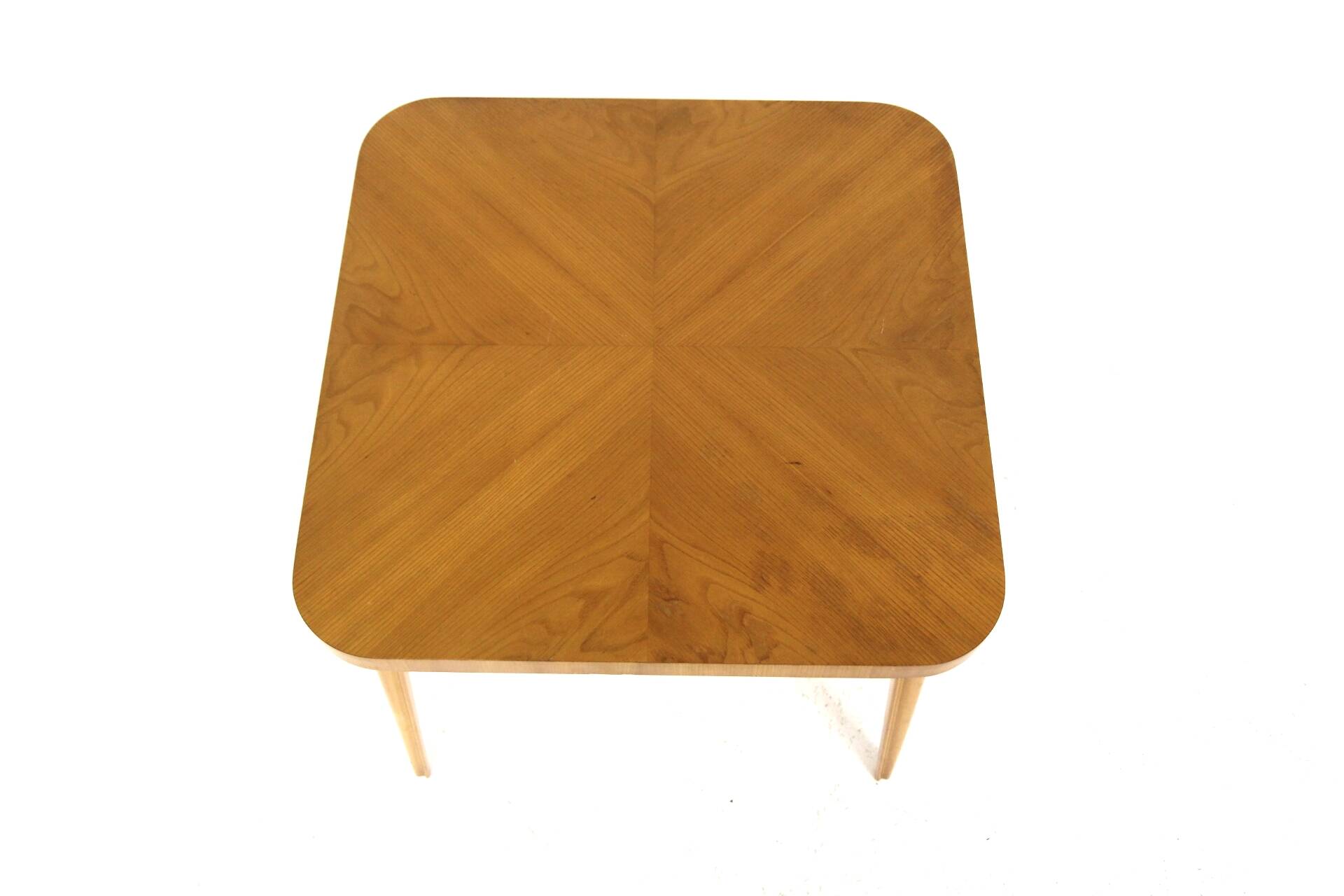 Coffee table in elm, Swedish Modern, Sweden, 1930.