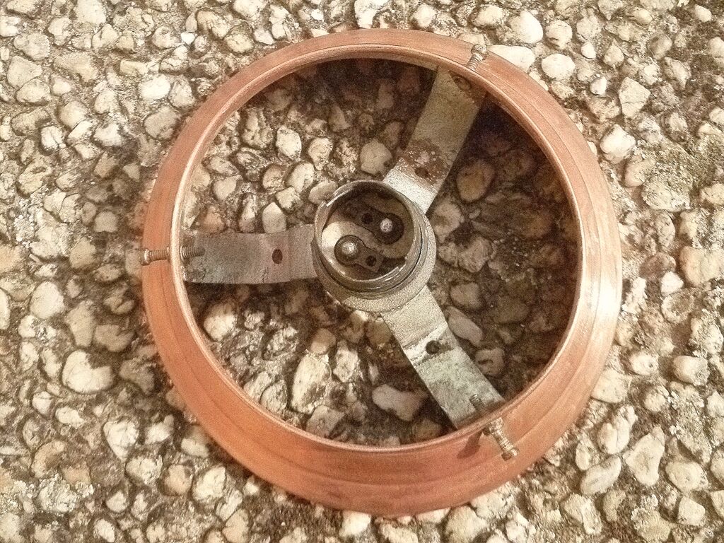 Ceiling lamp white opaline ball