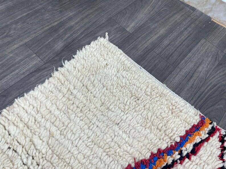 Traditional handmade Berber carpet 250cmx150cm