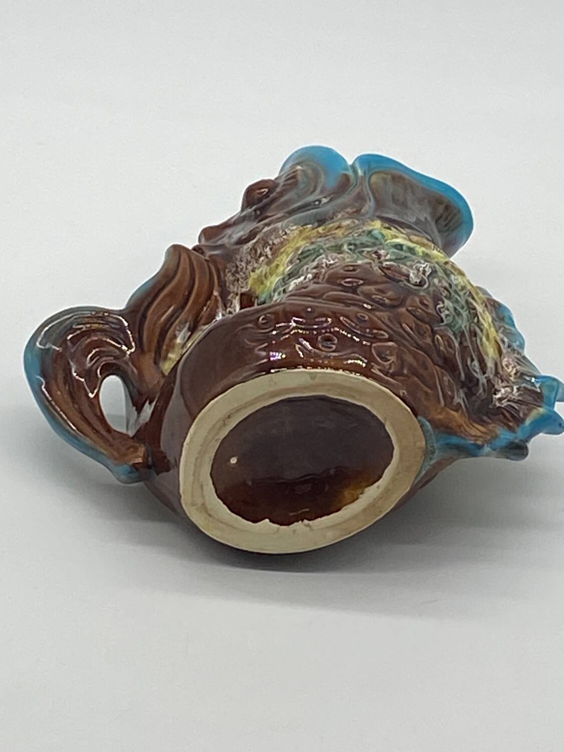 Zoomorphic pitcher / ceramic fish