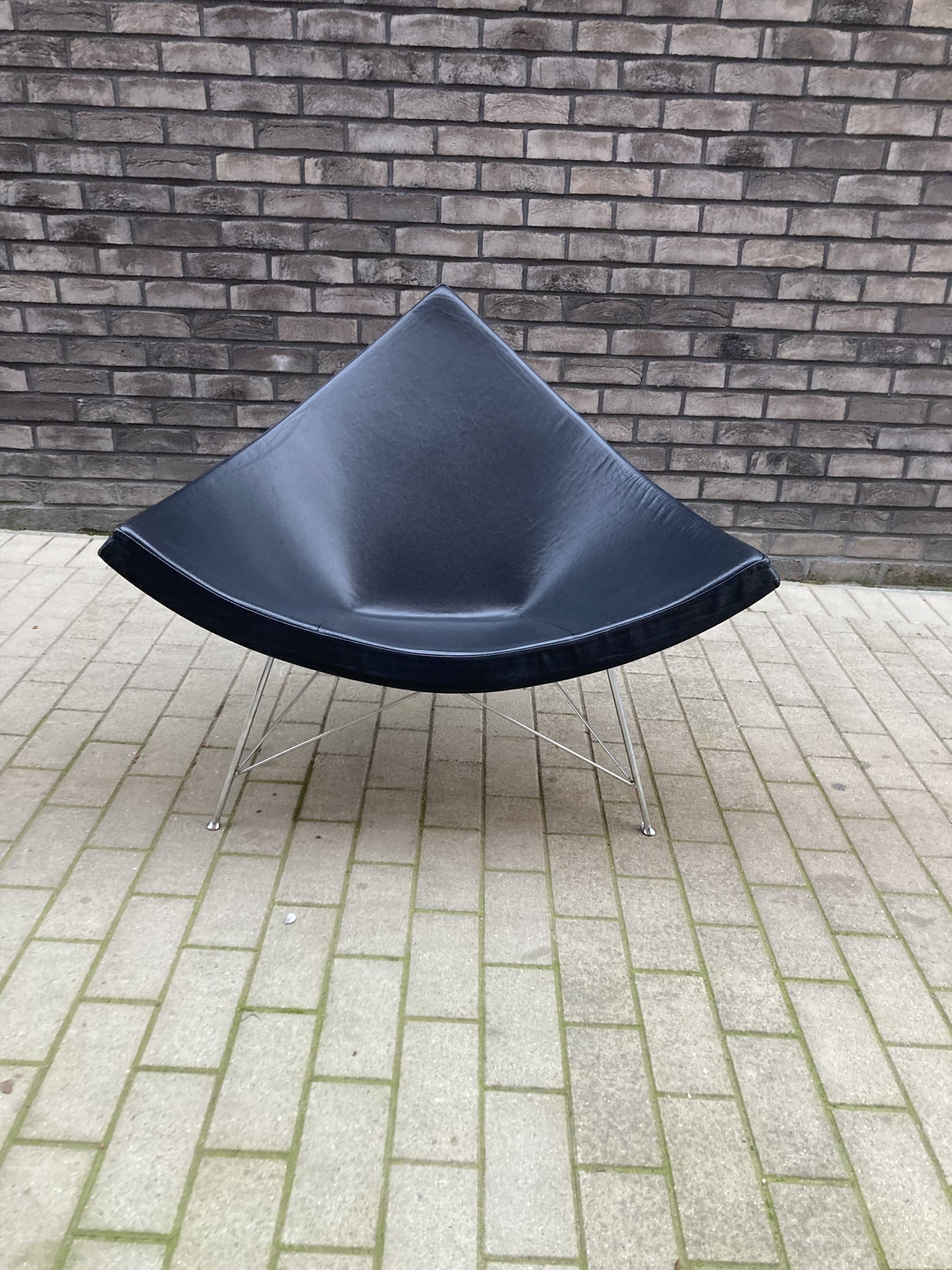 Vitra Coconut Chair de George Nelson, cuir noir