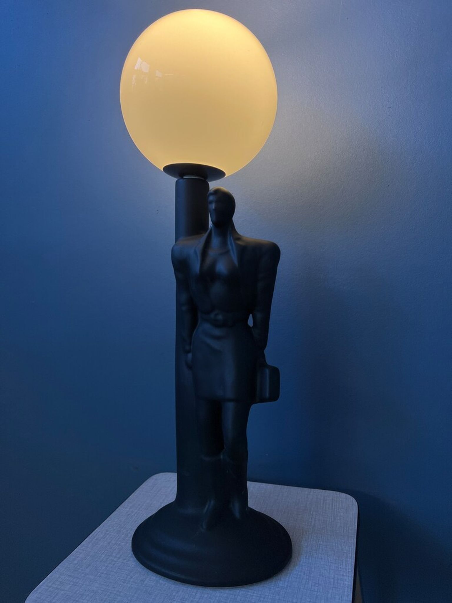 Vintage art deco porcelain desk lamp with glass lampshade