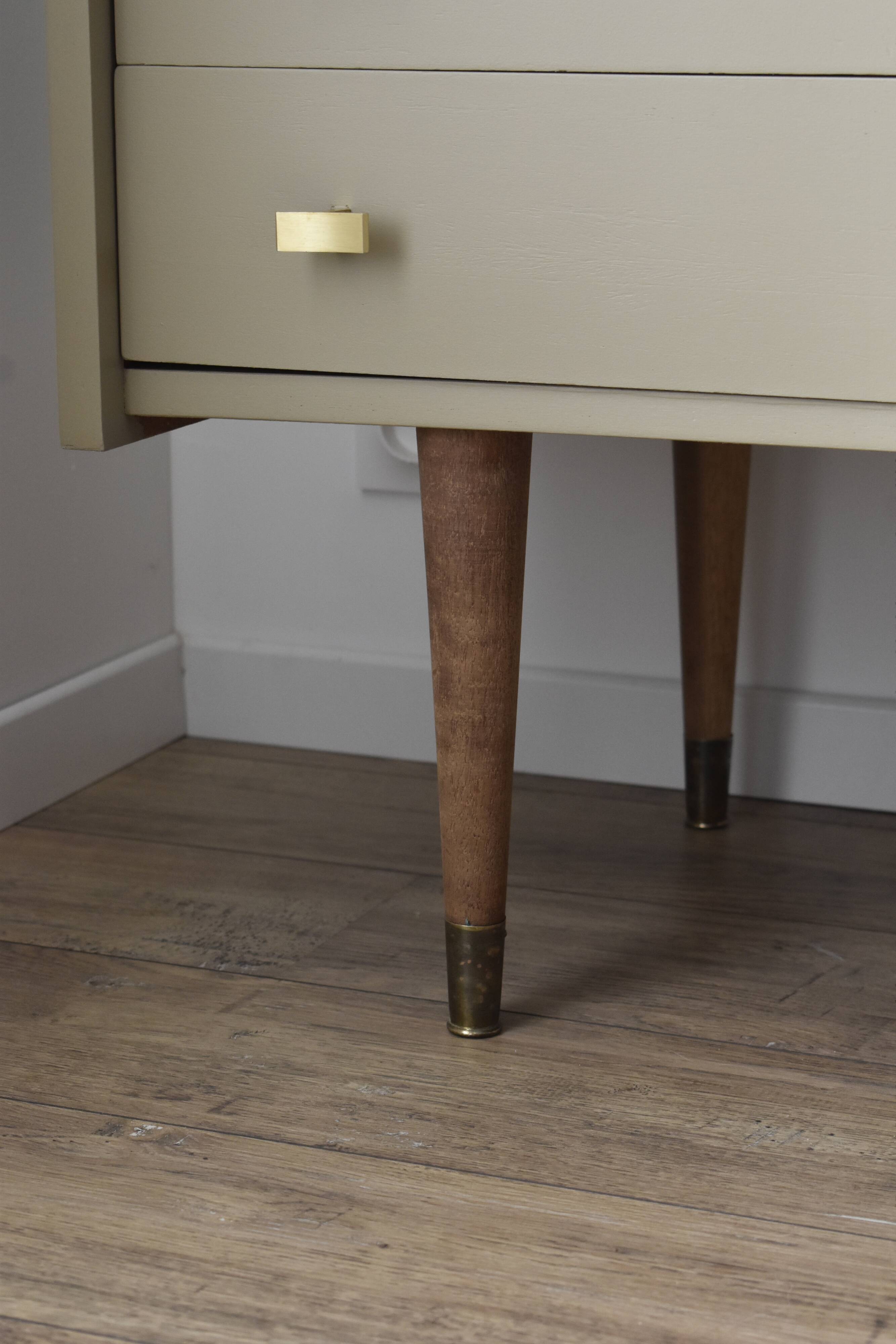 Vintage chest of drawers spindle feet