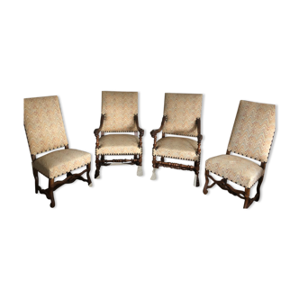 Armchairs and chairs