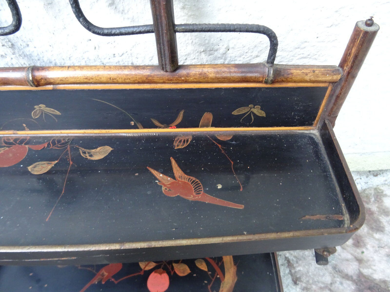 Napoleon 3 lacquered wooden wall shelf