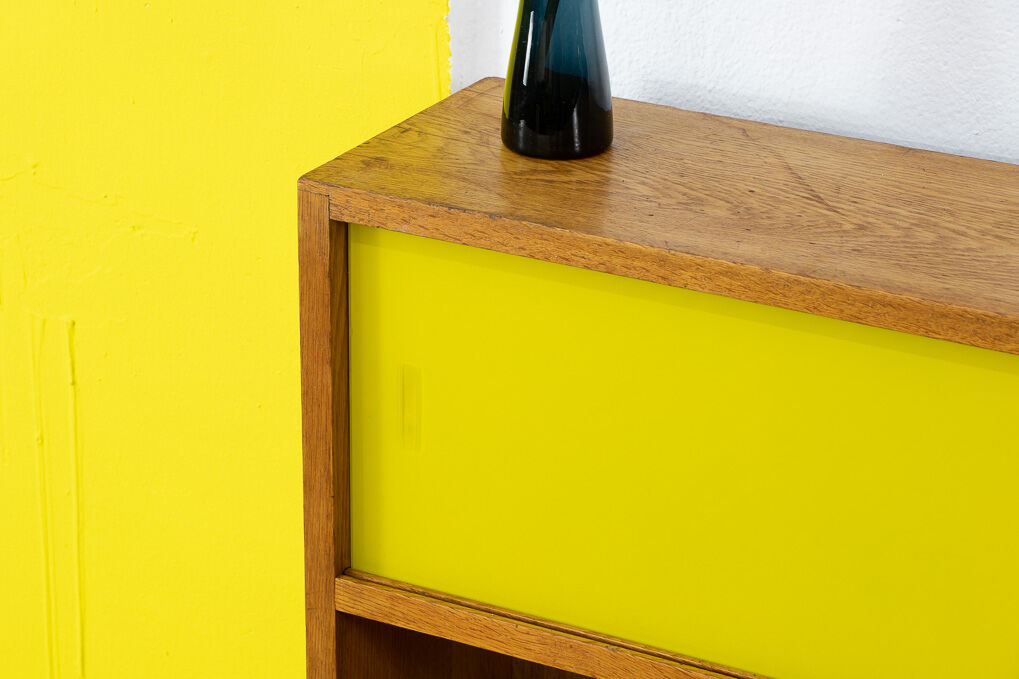 Vintage Scandinavian Bookcase – 91 cm