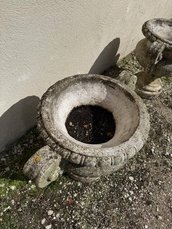 Paire de vasques - jardinières Médicis en pierre