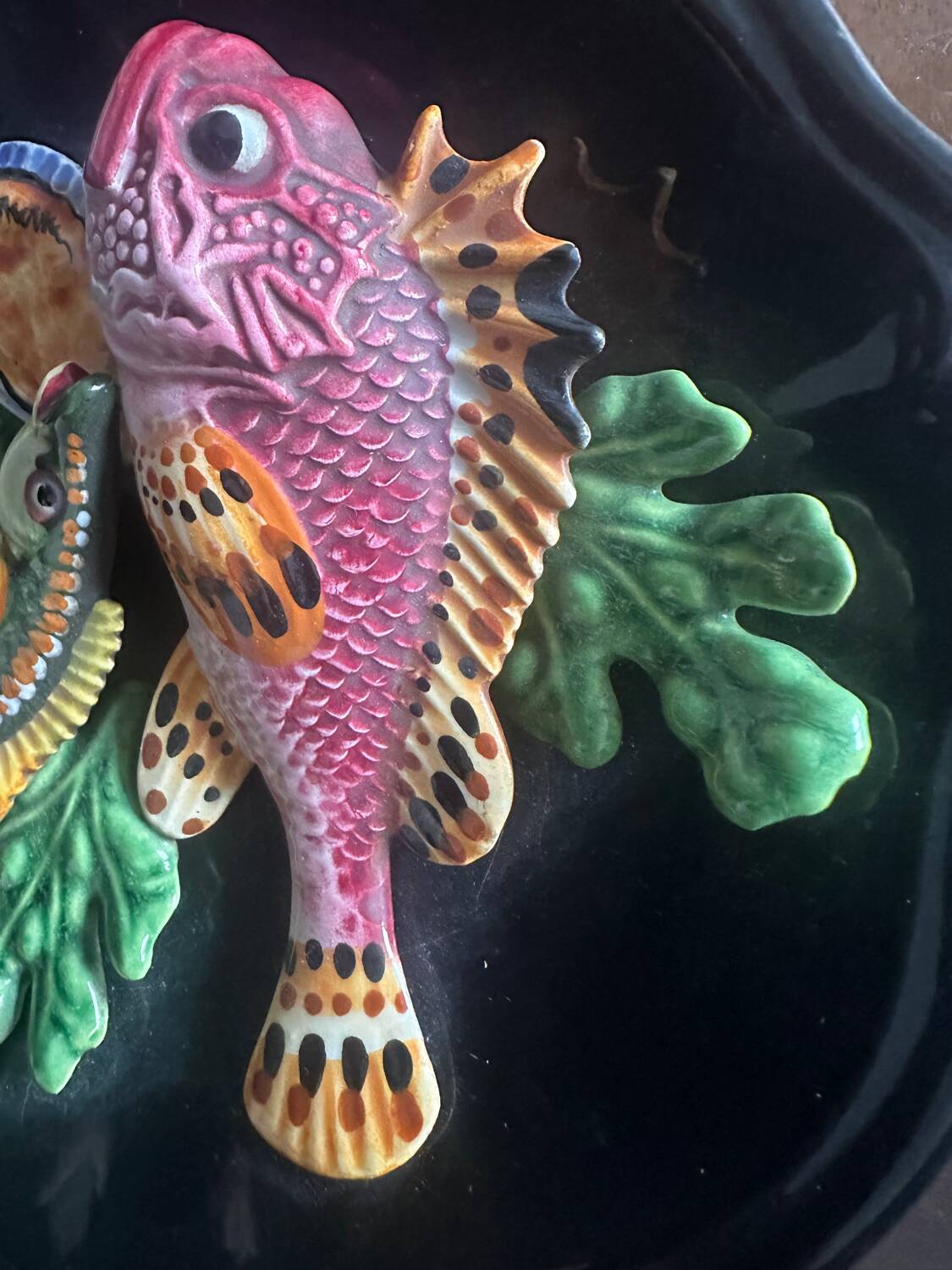 trompe l'oeil plate - Vallauris Majolica - Fish/Seafood -