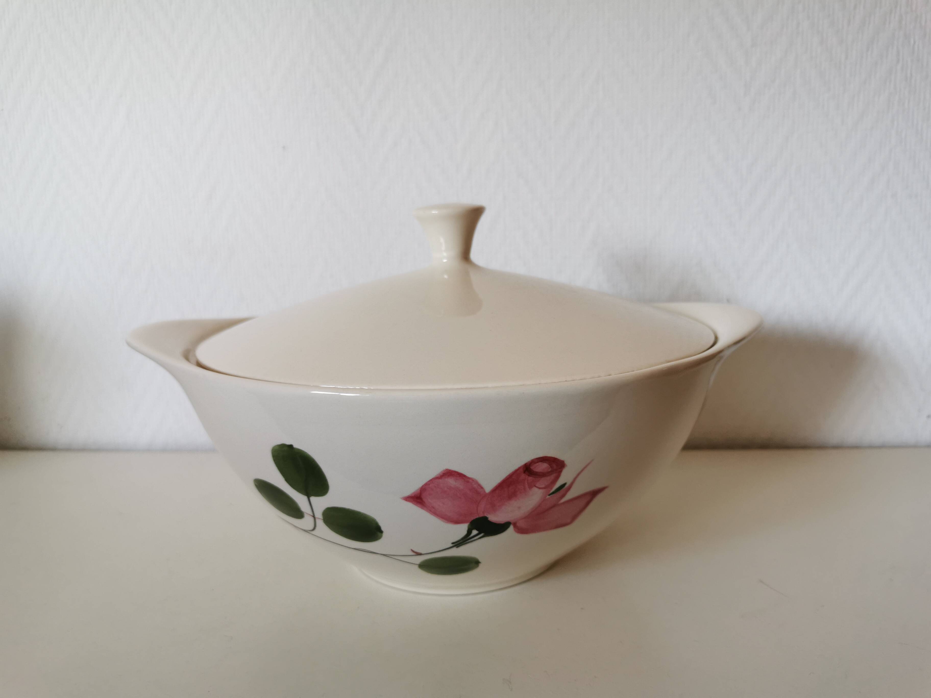 saladier , soupière, Villeroy et boch motif de fleur
